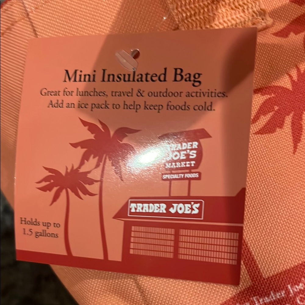 NEW Trader Joe’s Mini Coral Orange Insulated Lunch Bag lunchbox - Picture 5 of 8